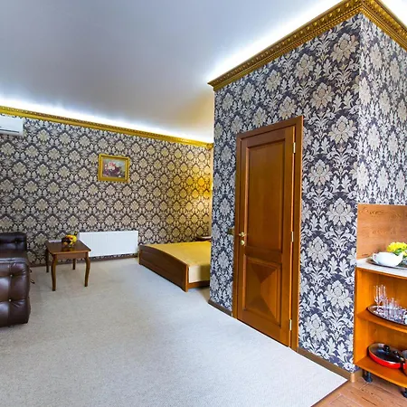 Clumba Apartahotel 4*