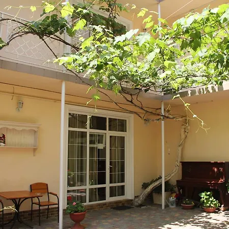 Ξενοδοχείο με διαμερίσματα Clumba 4*