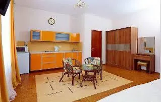 Clumba Aparthotel 4*